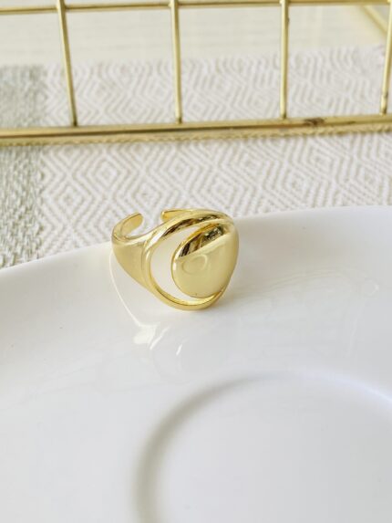 Anillo chunky circular dorado