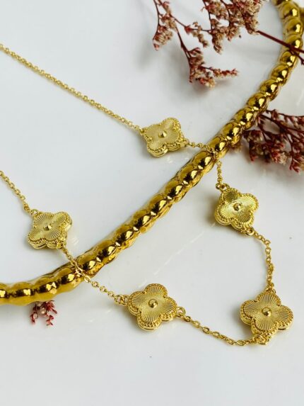 Cadena Van Cleef Dorada