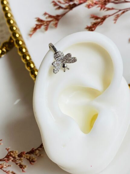 Earcuff Abejita Plateada