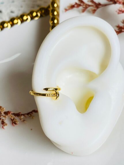 Earcuff Conexión Dorada