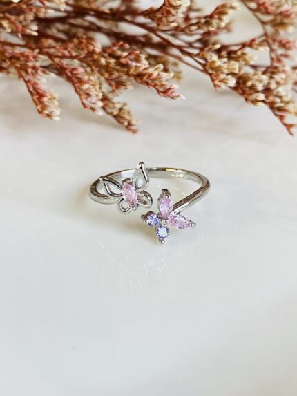 Anillo mariposa rosa