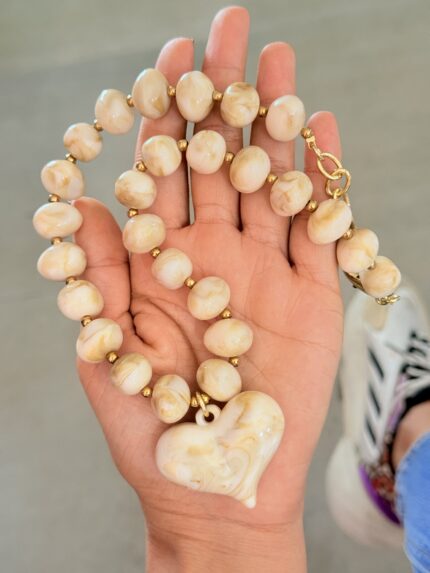 Collar corazón cristal beige