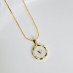 Cadena Placa Beige Corazon